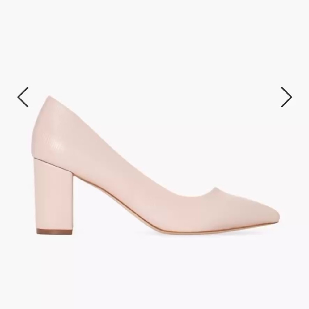 Size 8 WORN ONCE - JustFab 2.75” Faux Leather Pumps in Blush